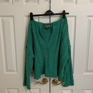 American Eagle L Green Cropped Chunky Hooded Sweater